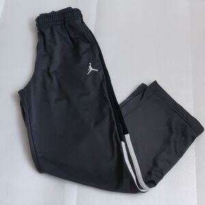 Jordan boy pants size M (12/14)